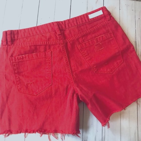 Blank High Rise Distressed Look Red Shorts Size 28" - Picture 5 of 7